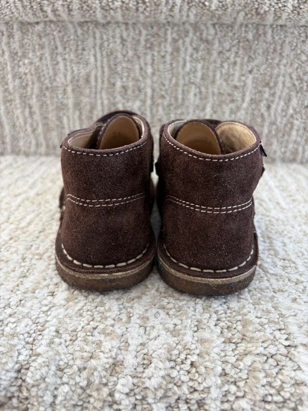 Naturino brown suede boys' casual chukka boots. Kids Size 24. - Picture 7 of 11